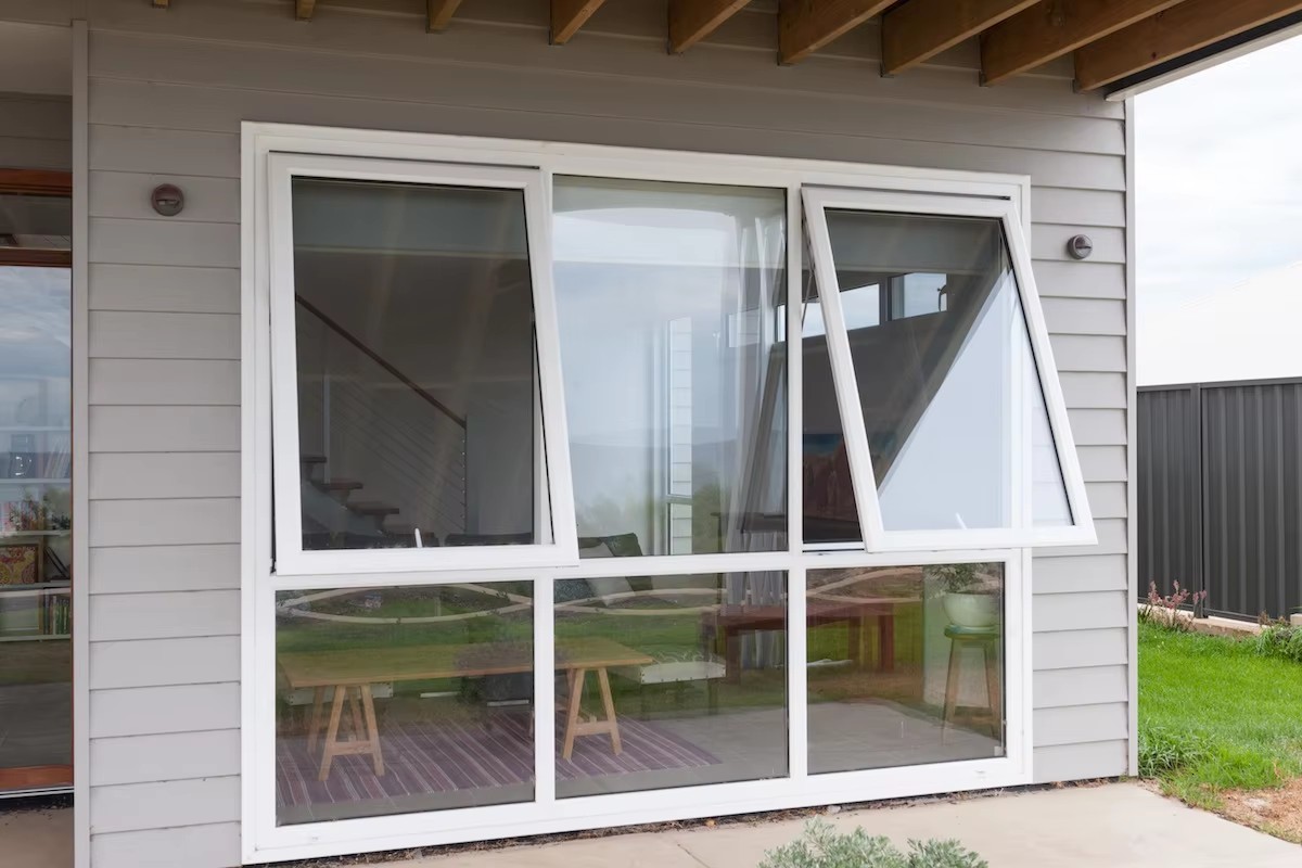 Customized Size Bathroom Awning Window PVC Tempered Glass Window