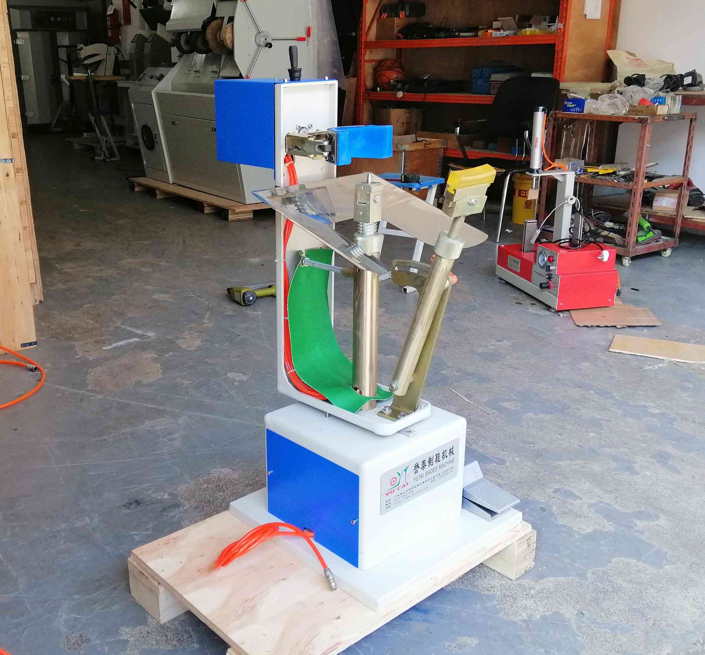 High Productivity Shoe Side Lasting Machine 90kg Weight 430*570*1000mm Long Lasting
