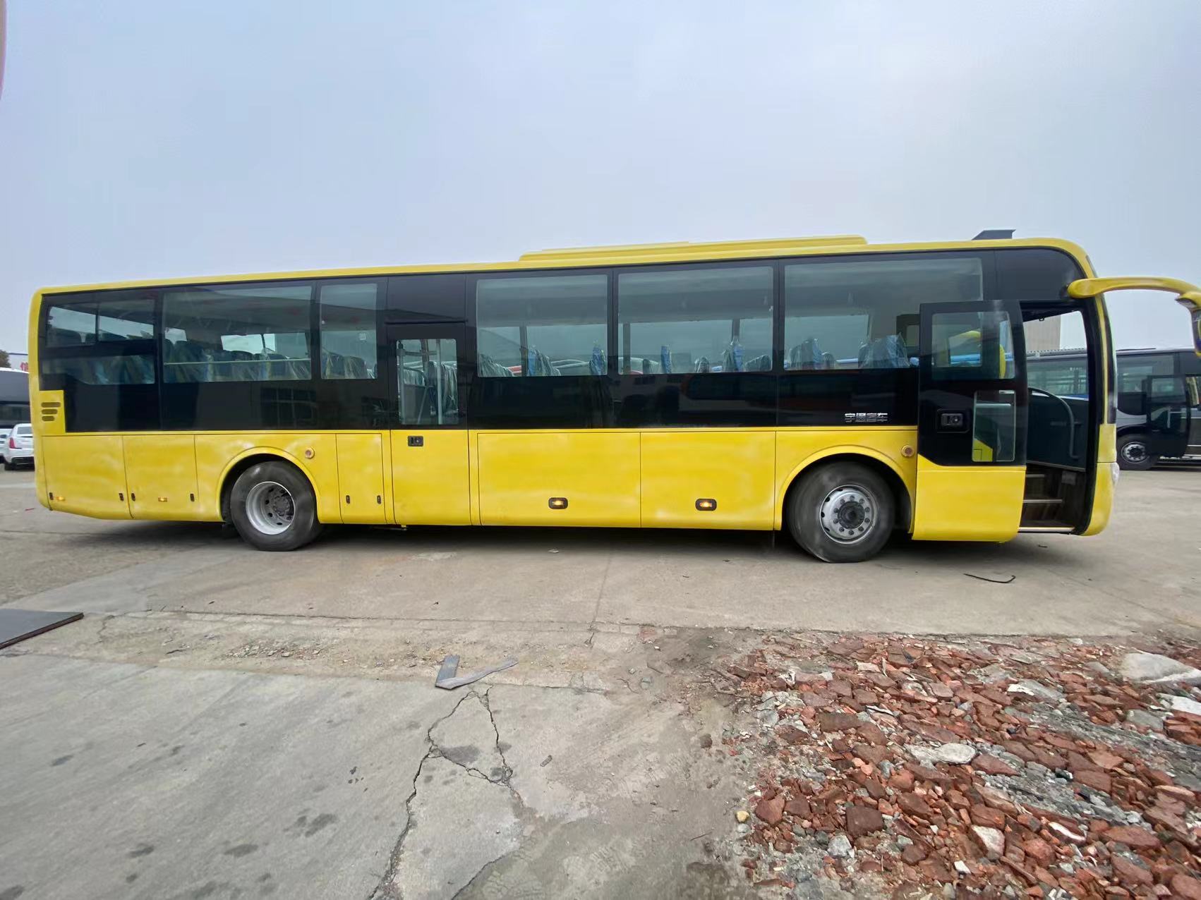 70 Seater Diesel Fuel Type Passenger Coach Bus Used Youtong Bus with Luxury Features