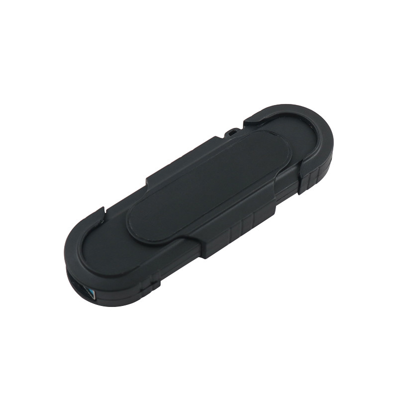Compact Black USB Flash Drives with Plug and Play Functionality