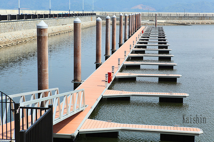 Customizable LLDPE Floater For Marine Floating Bridge Dock Floating Pontoon Walkway