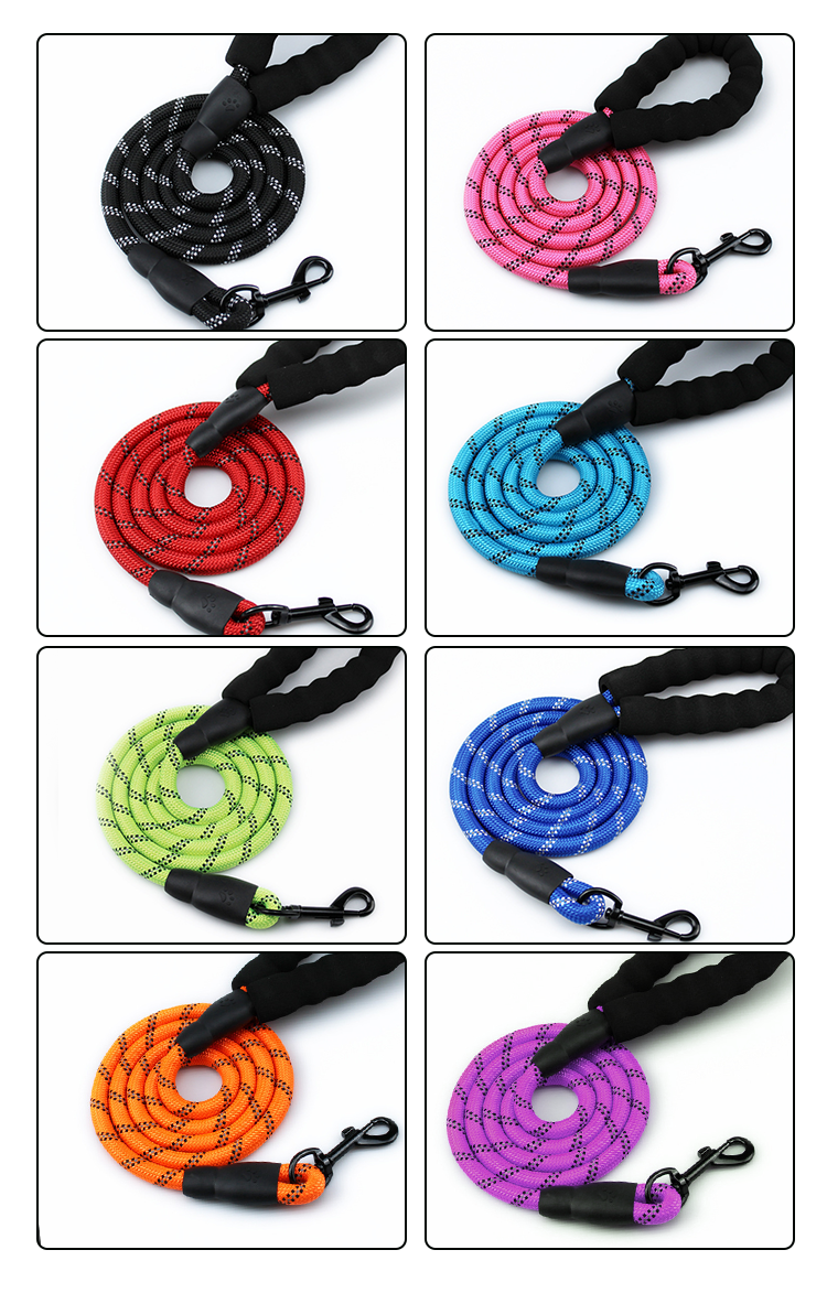 Pet Leashes Padded Handle Customized Color Portable Comfortable Free Reflective Nylon Rope