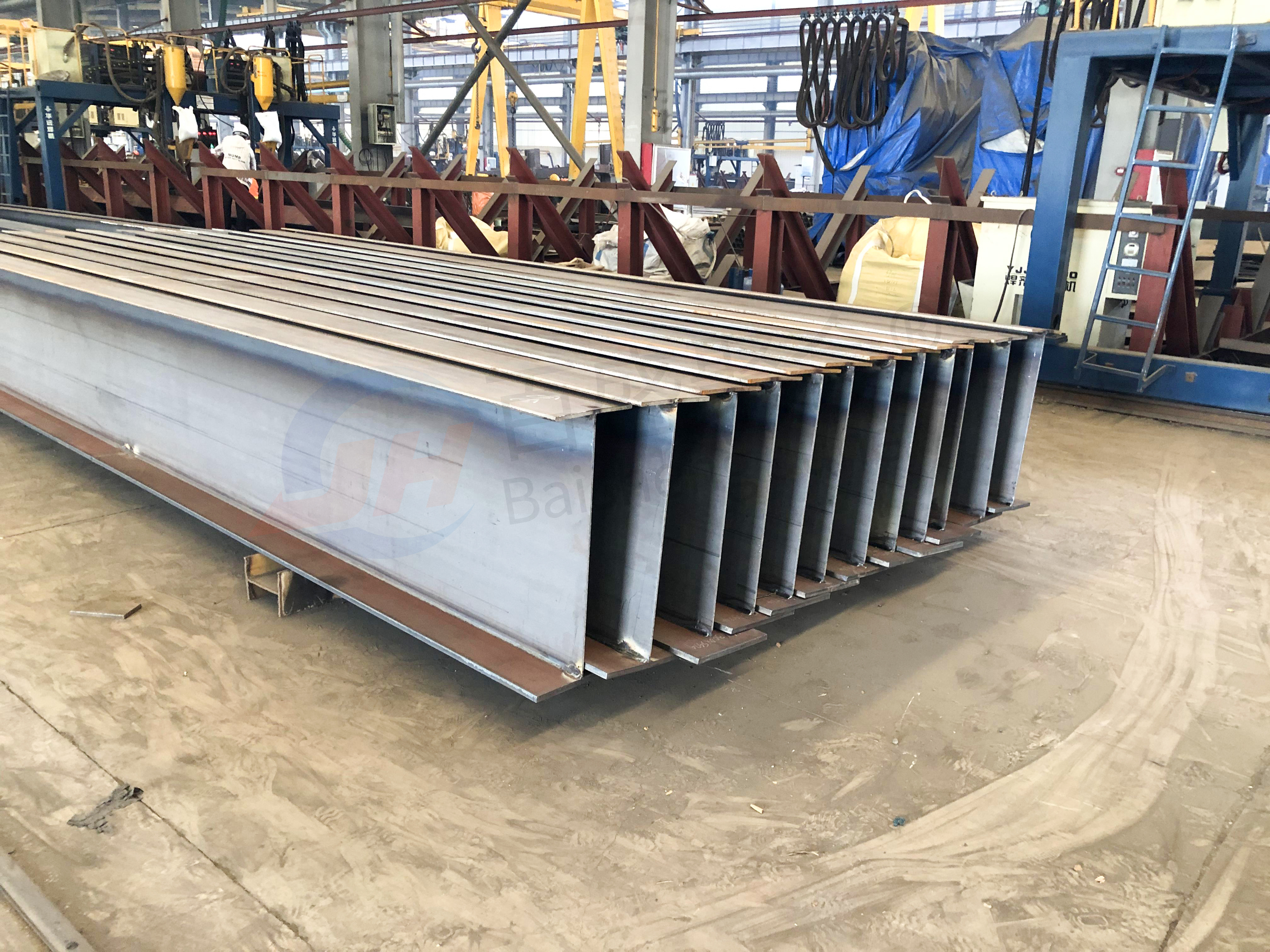 Q235 Q355 Prefabricated Welding Steel Structure Hangar For Industrial Warehouse Construction