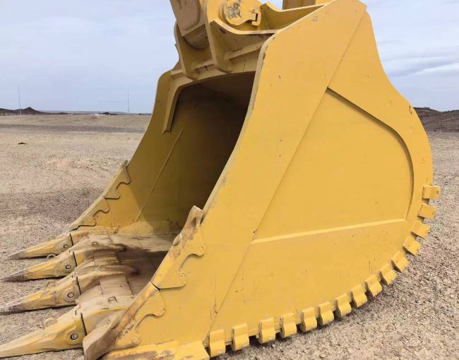 Komatsu PC1250 Excavator Bucket