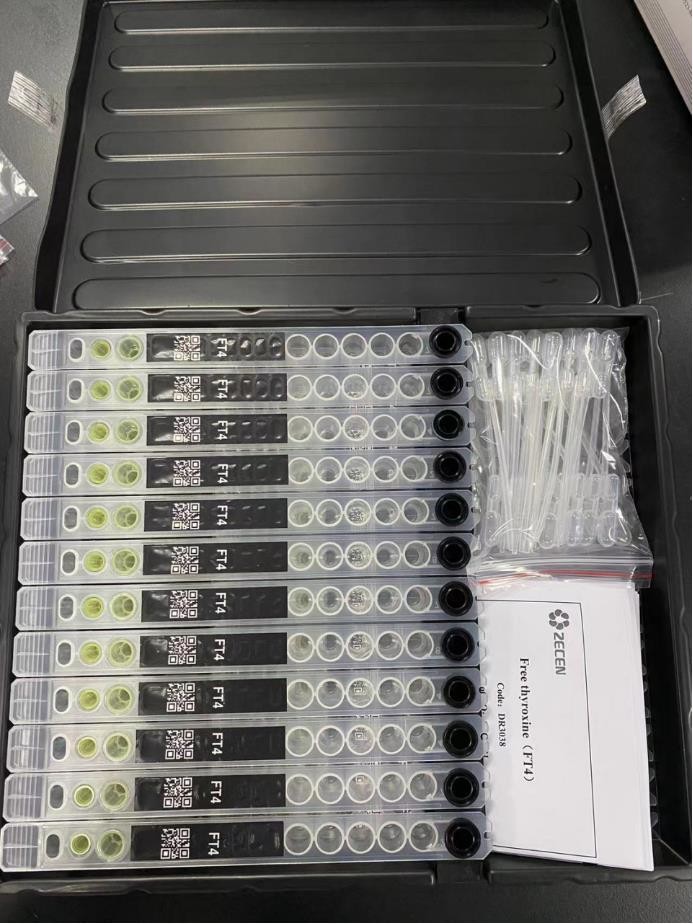 8 Channel 15min Chemiluminescence Immunoassay Machine POCT Analyzer