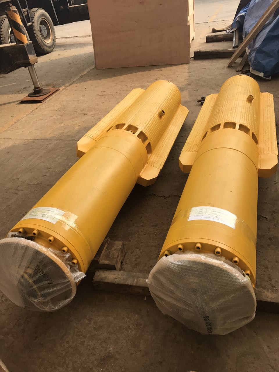 Qualified Electrical Vibro Pile Foundation Vibroflot 208kN Vibration Power