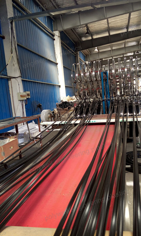 Plastic Bar Extrusion Mini Extruder Machine For Thermal Break Aluminum Profile Extrusion Machine