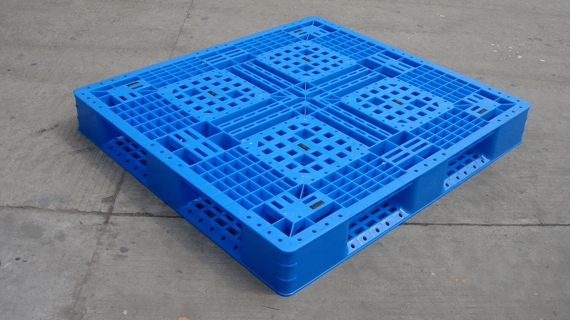 1200x1100 plastic pallet for stacking 6 runners Plastic Pallet for cold storage