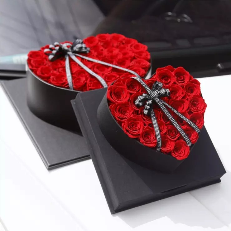 Valentines day best gift 5-6cm preserved rose customized design stabilized rose in heart shape gift box
