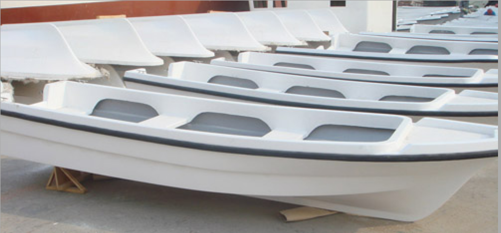FRP 4.2m Sport Fishing Boats , Single 14 Ft Fiberglass Boat For Entertainment