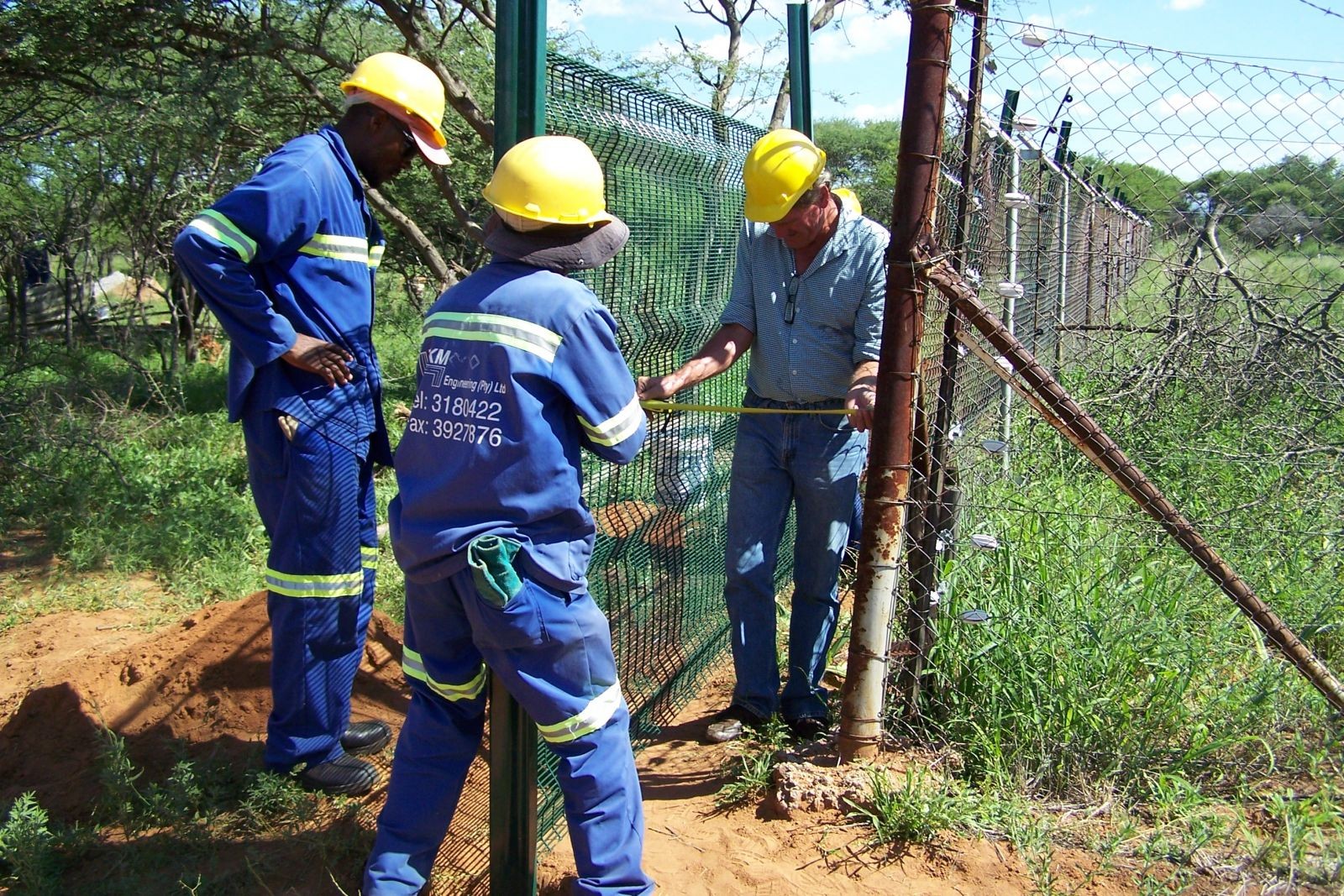 ultra 358 vinyl welded mesh security fencing 4mm 76.2*12.7mm for prisons, airports, laboratories, secure hospitals