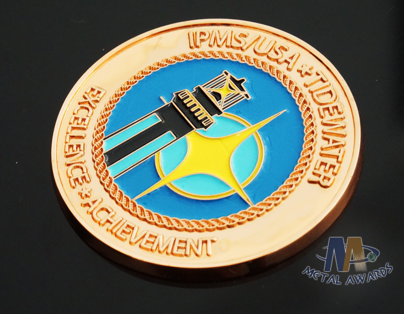 Iron Die Strucking Custom Challenge Coins Promotional Items Cut Edge