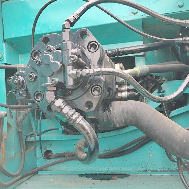 Used Kobelco Sk230-6E Excavator with Original Hydraulic Pump 23000 KG Machine Weight
