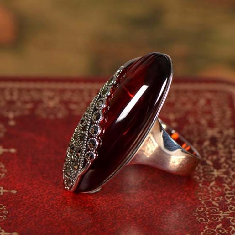Vintage Sterling Silver Ring with Oval Red Cubic Zirconia and Marcasite(R12283RED)