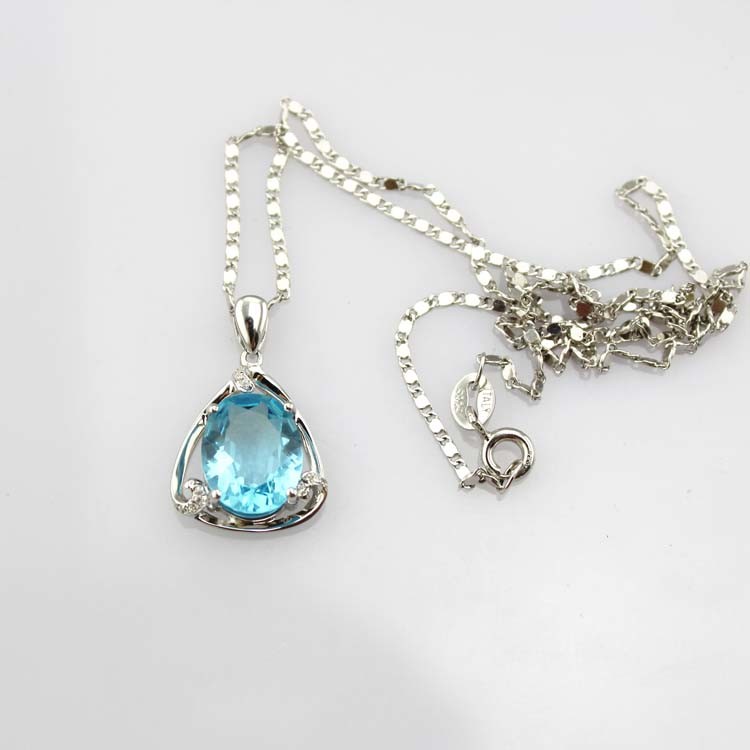 Sterling Silver Oval Blue Topaz Cubic Zirconia Pendant Necklace (P30)