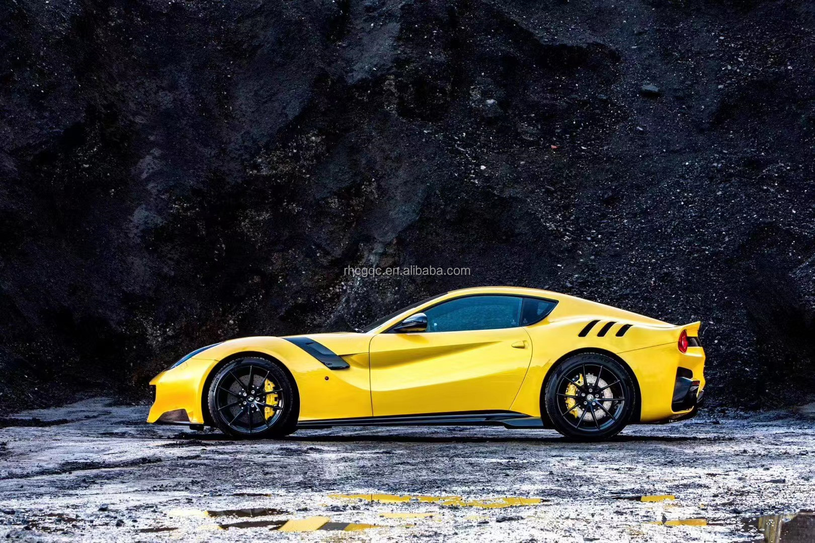 New Product for Ferrari F12 Body Kit F12 Upgraded TDF Style Front and Rear Bumpers