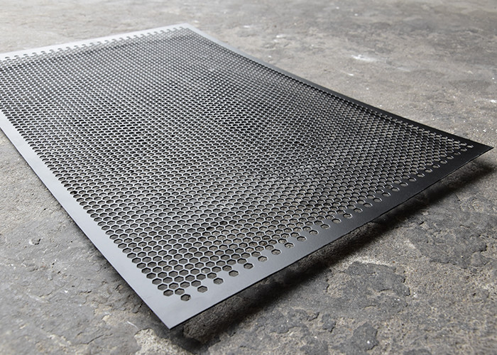 Outdoor 1.22*2.44m Metal Perforated Sheet Aluminum Mesh Speaker Grille