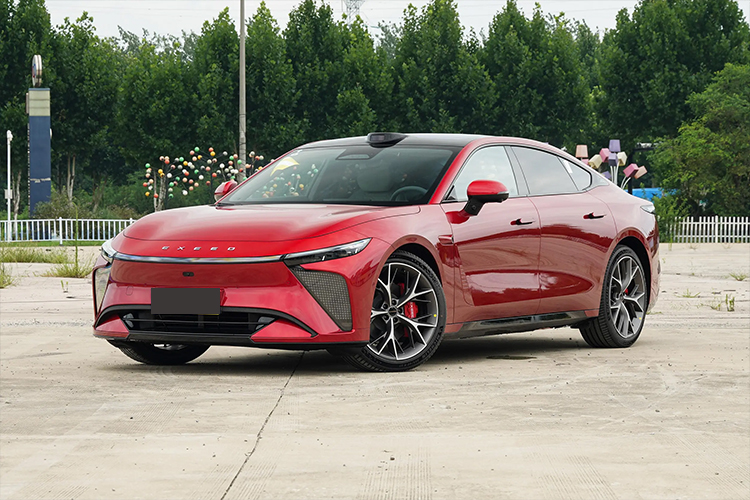 Xingtu Star Era ES Energy Four-Wheeled Electric Car with Maximum Power of 353kW and Fast Charging Speed in 2024.08