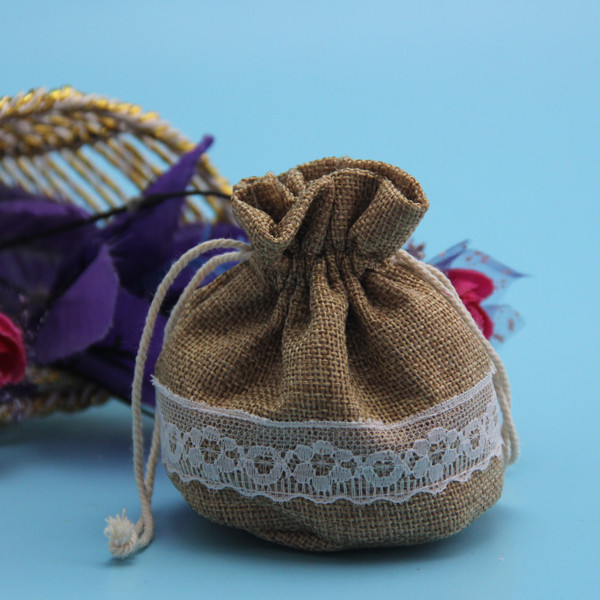 Wedding Round Jute Sling Bag With Lace , 8 * 10cm Mini Drawstring Pouch