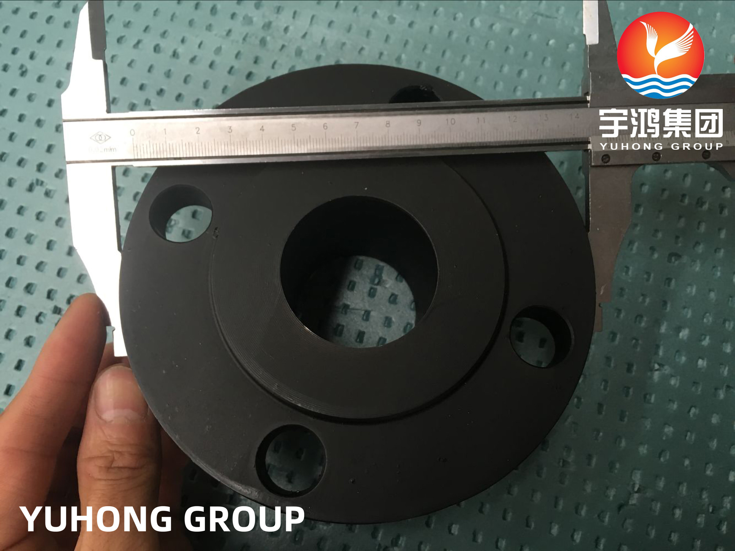 Customized ASTM A105 / A105N Carbon Steel Black Painted Flange PT UT Available