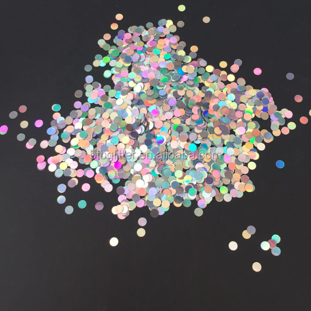 Artware Polyester and Glass Craft Supplies for Beautiful Heart-Shaped Glitter LED Wedding Decorations