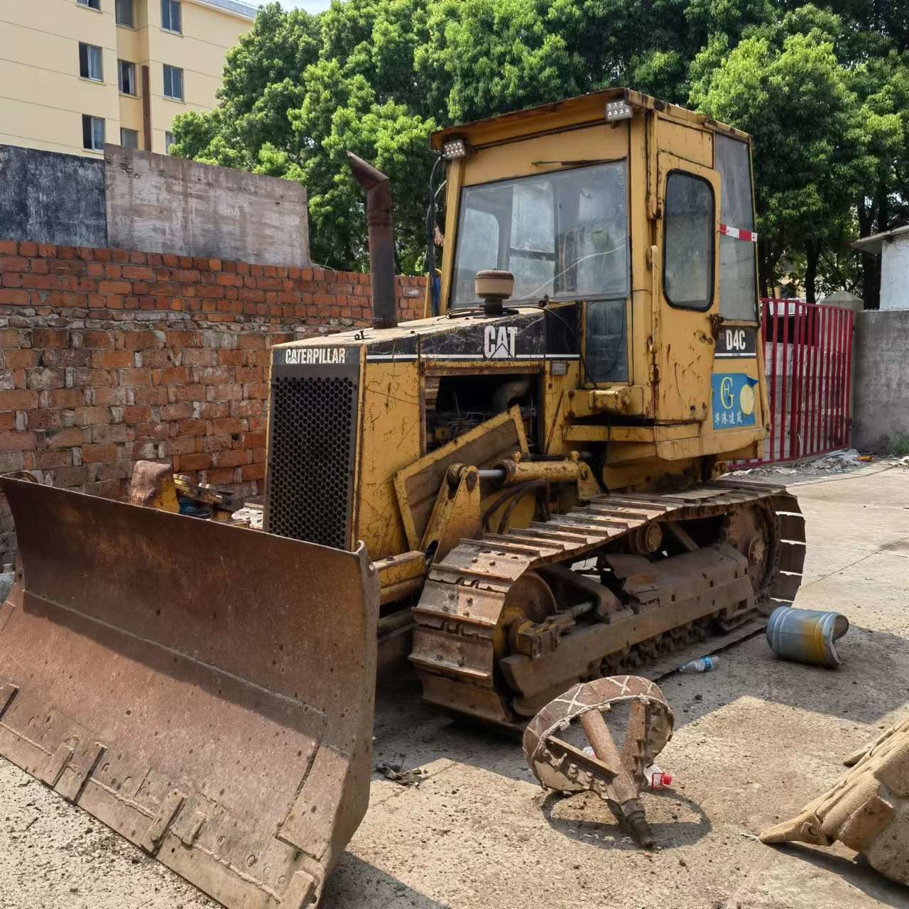 Caterpillar D4C Bulldozer Cat D4c Dozer Used Bulldozers Used Small Bulldozer