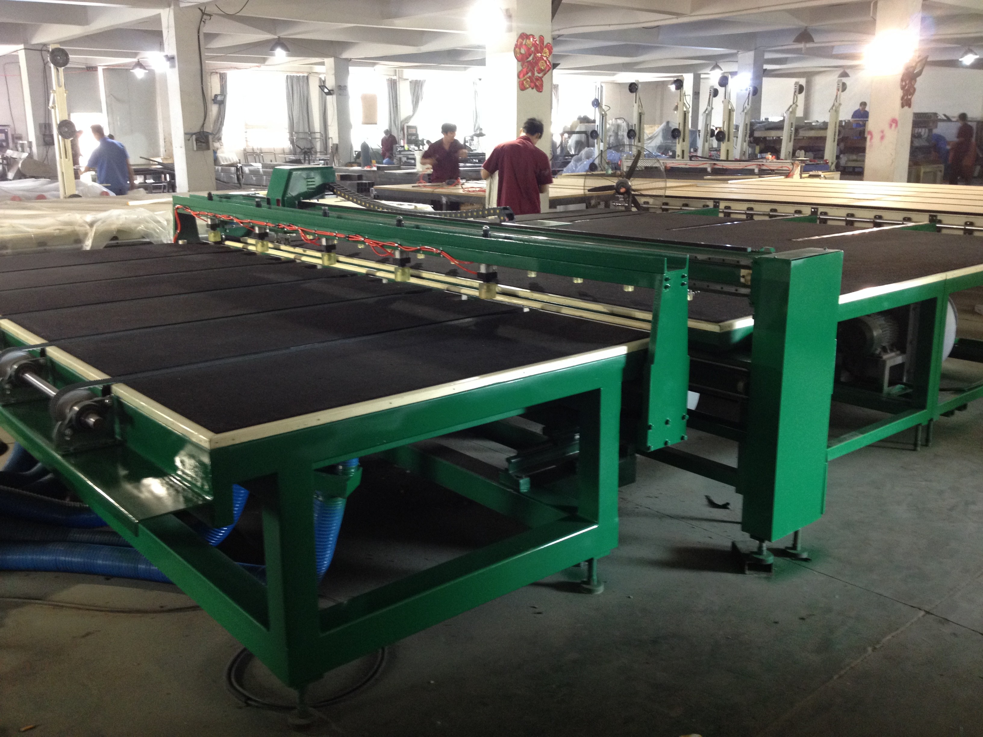 CNC Laminated Glass Cutting Machine