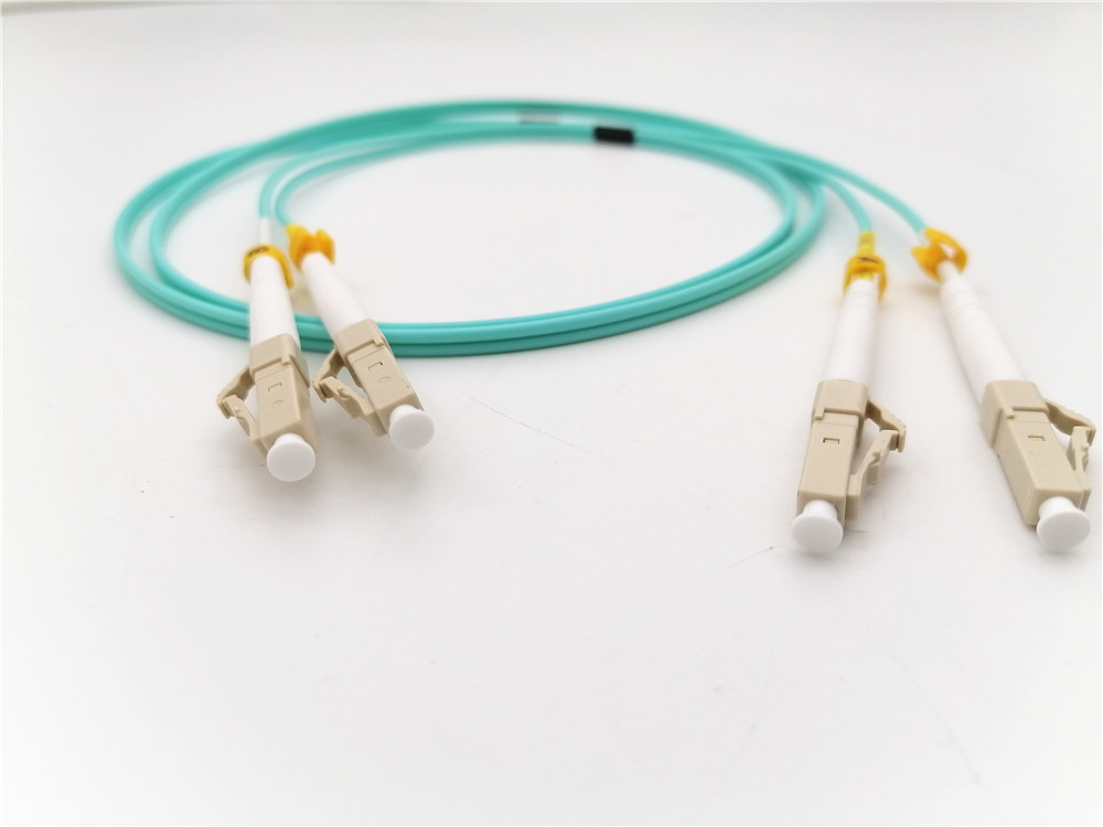 1/3/5/7m 50/125um OM3 OFNR 2.0mm Fiber Optical Patch Cord