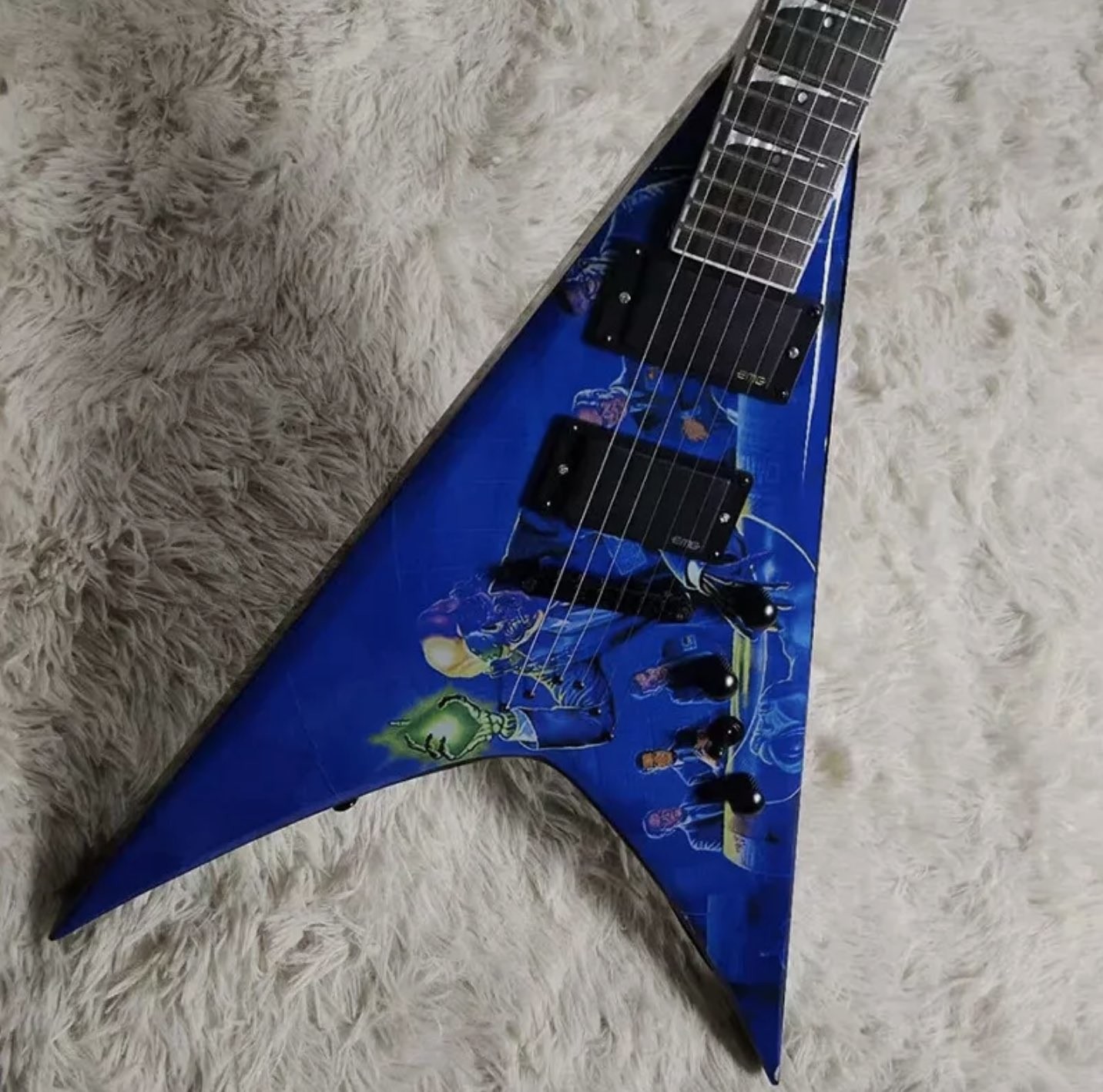 Factory Customized Special Body Blue Flying V Electric Guitar Black Hardware with A Top Quality