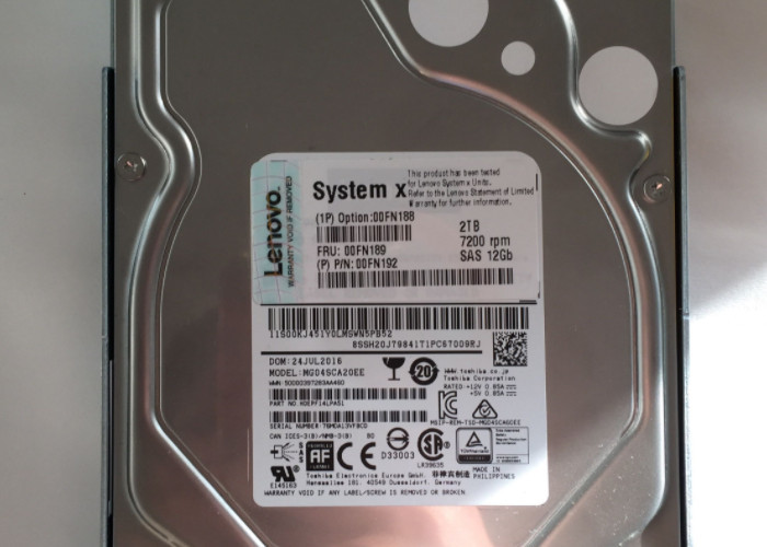00FN188 00FN238 IBM Server Hard Disk 2T 7.2K 12GB SAS 3.5 Inch M4 M5