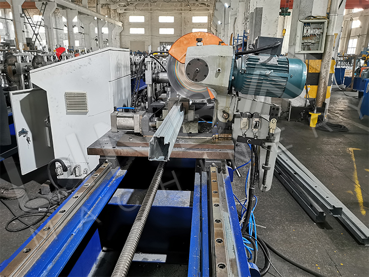 High Speed Galvanized Steel Metal Door And Window Roll Forming Machine With Flying Saw Cut