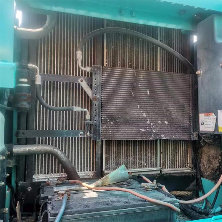 0.8m3 Bucket Capacity and Good Health Japan Made Used Crawler Excavator Kobelco SK200-8