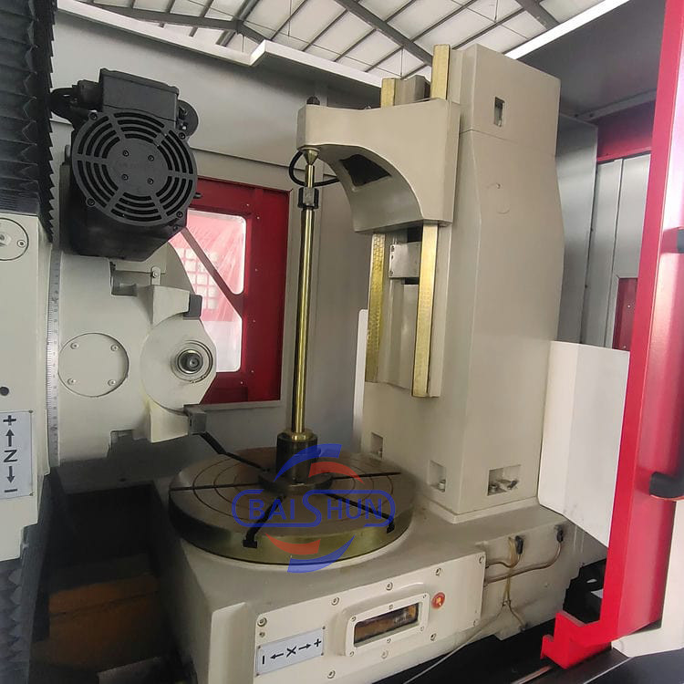 YK31125 Gear Cutter CNC Hobbing Machine Bevel Gear Cutting Machine