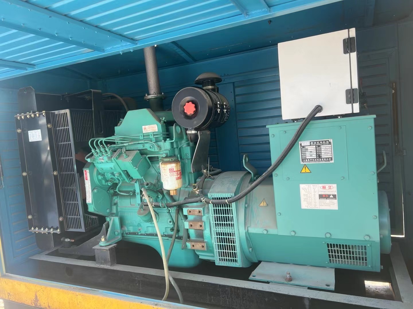 50HZ 60HZ Deutz Diesel Generator Set With Auto / Manual Controller