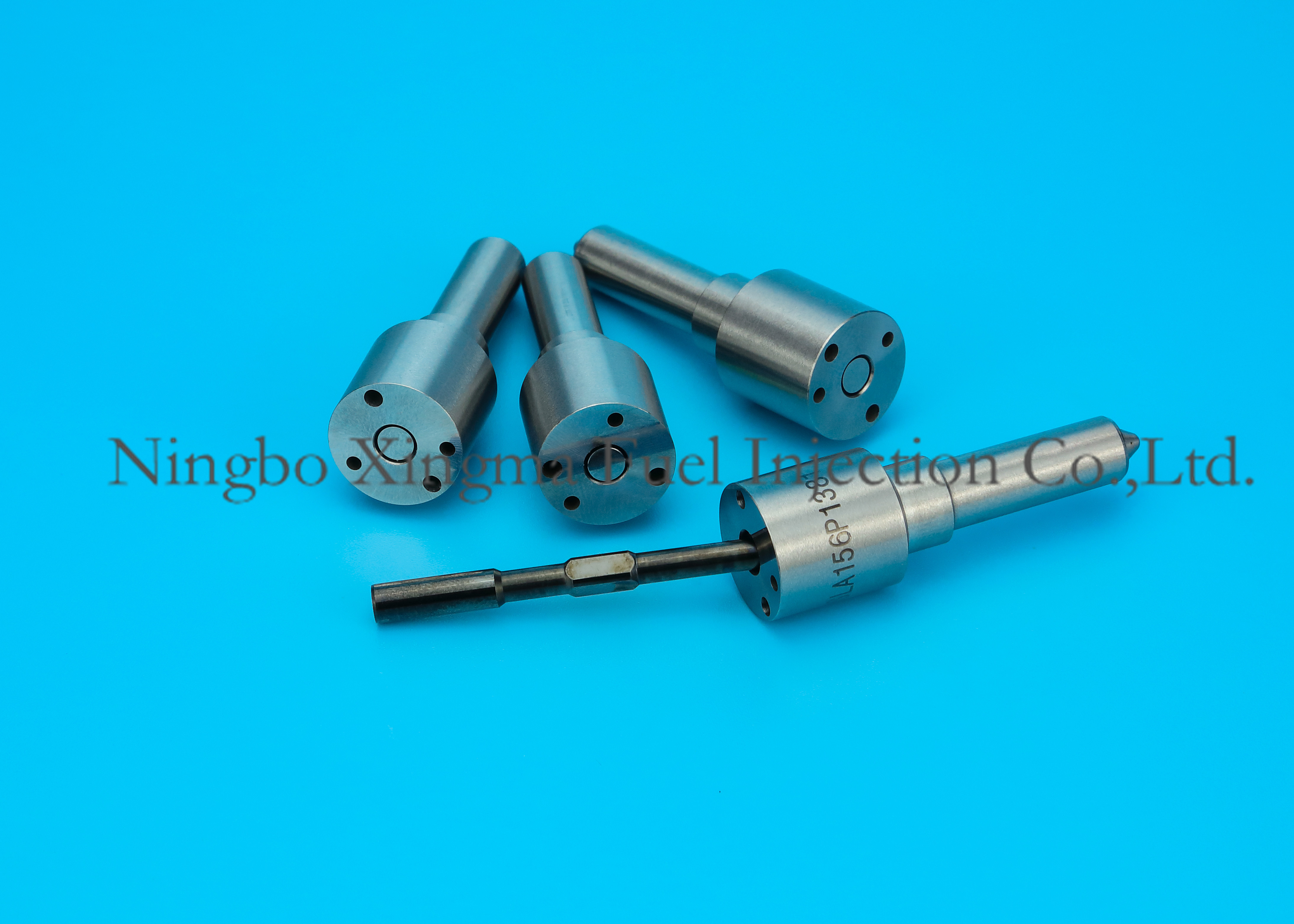 Bosch Injector Nozzles Diesel Fuel Common Rail Injector Nozzle DSLA156P1381 Low emission Oil Nozzle