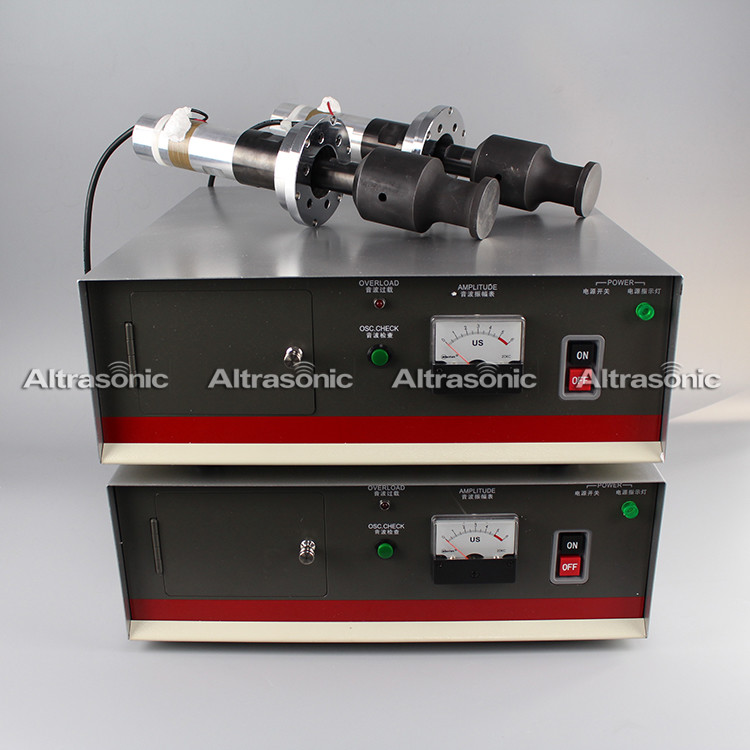 20Khz Ultrasonic Oscillator Transducer With Booster Flange Titanium Sonotrode