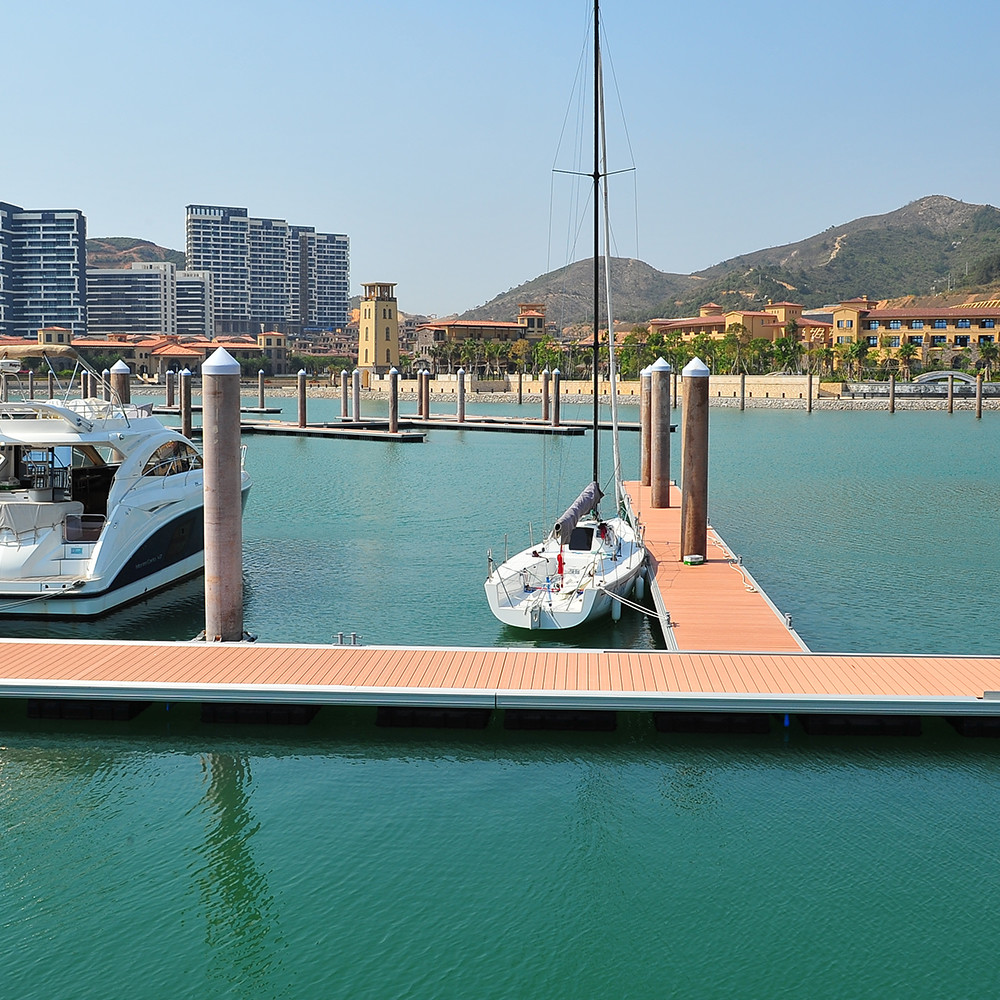 Aluminum Alloy Floating Pontoon Versatile Yacht Floating Dock For Different Marina Yacht Dock Projects