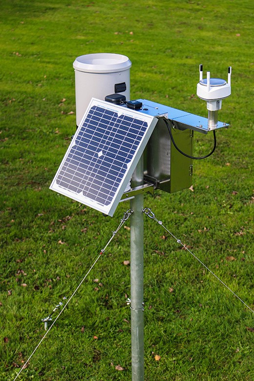 Advanced GSM / GPRS Based Digital Tipping Bucket Rain Gauge with ABS PC Material
