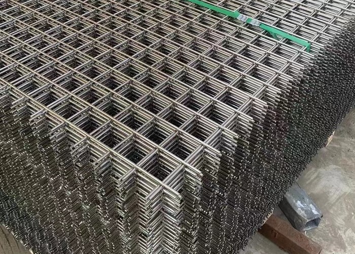 4cm 6cm Square Hole Galvanized Wire Mesh Sheets Sliver Ss304 Ss316