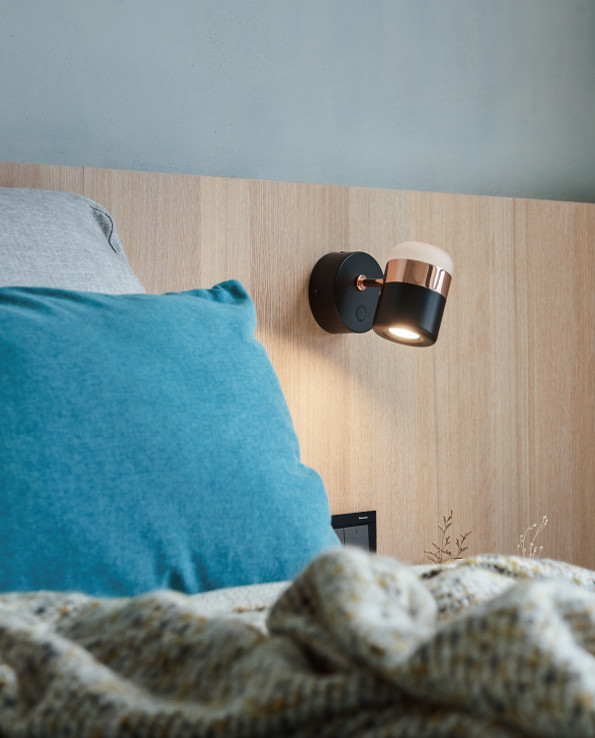 Hot Selling Copper Style Living Room Bedroom Small Light Decorative Modern LED Wall Light