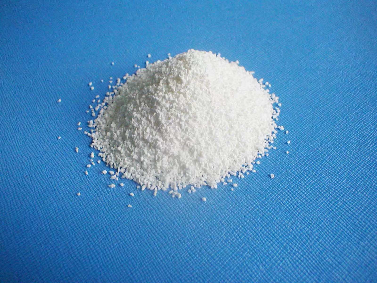 CAS 7775-09-9 Sodium Chlorate NaClO3 Oxidizer Powder 2.5 Density