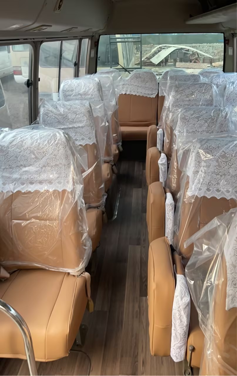 30 Seater Diesel Used Toyo ta Coaster Bus with 15BFT Engine and Euro 3 Emission