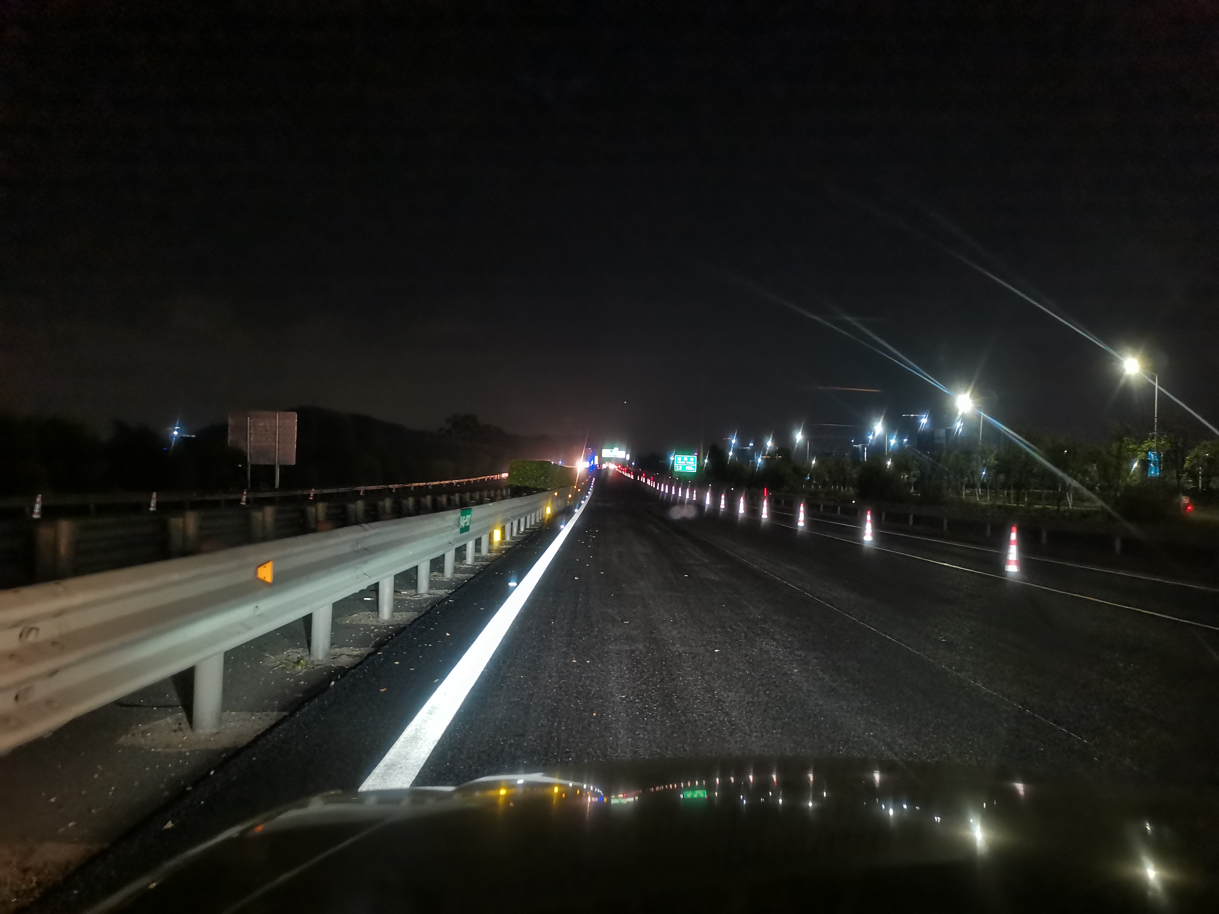 Hot Melt Thermoplastic Road Marking Paint With Superior Adhesion and Visibility