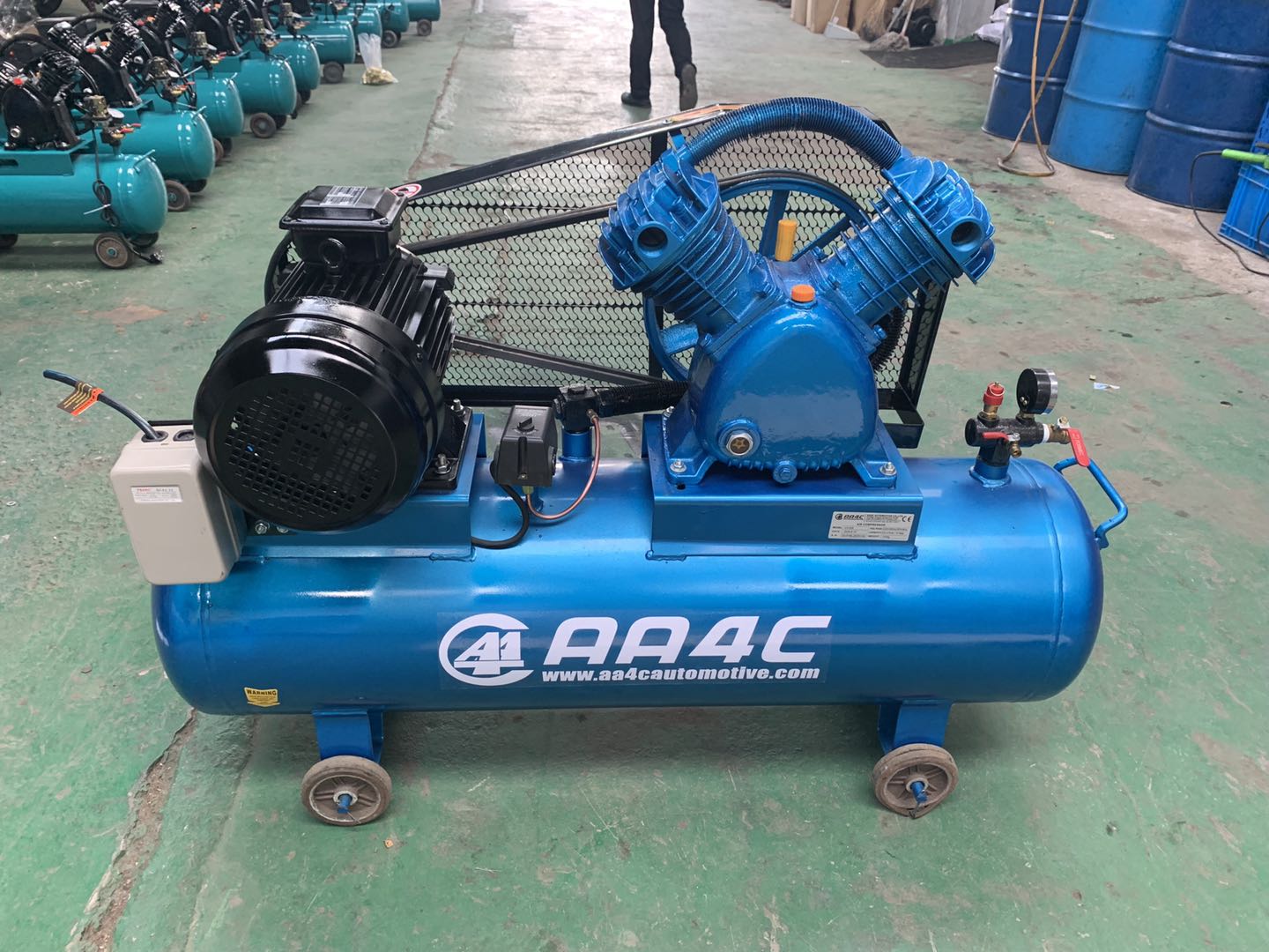 AA4C Vertical Piston Air Compressor 80Gallon 300L 10HP 7.5KW 12.5 Bar Air Source