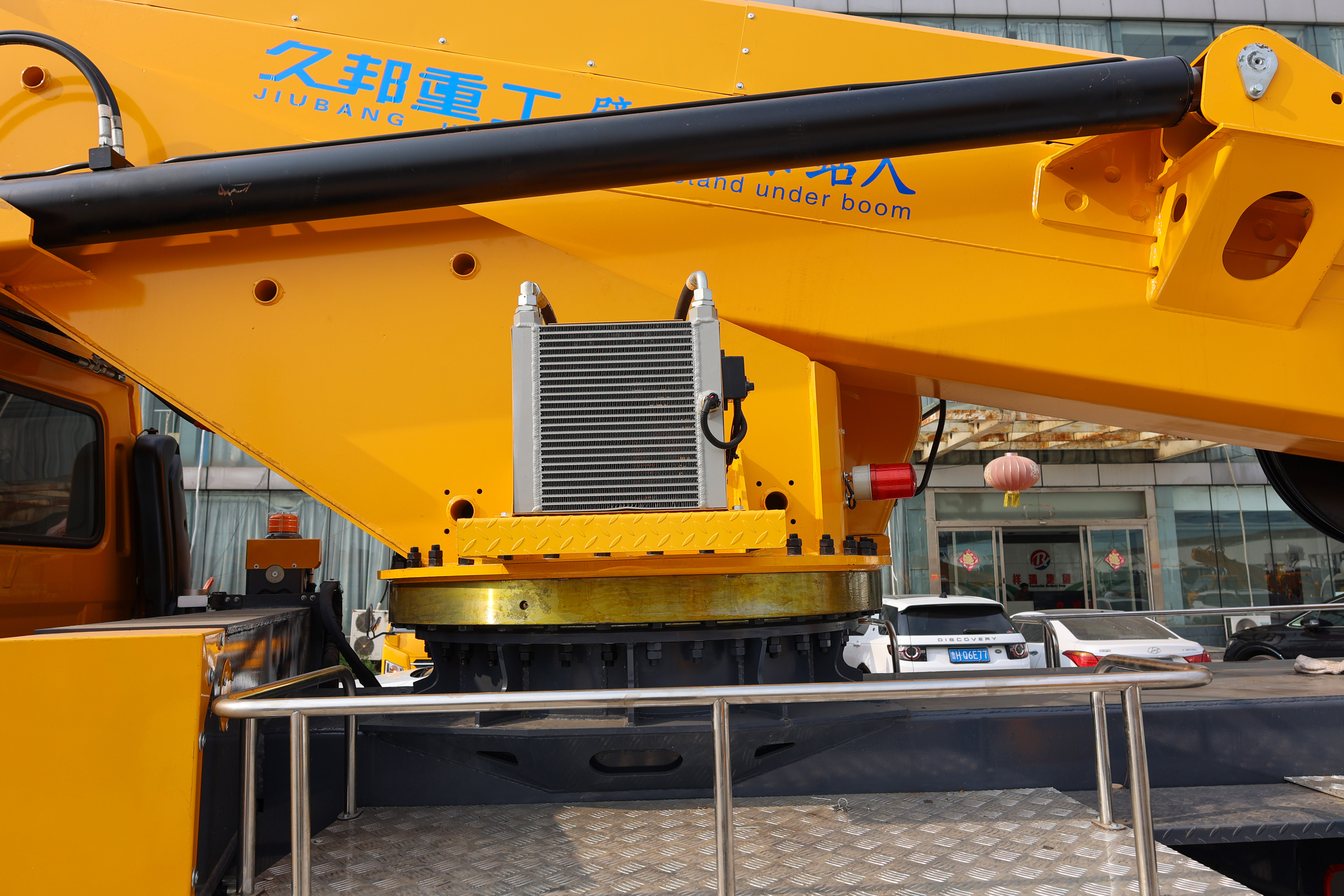 SINOTRUK new 50m Aerial Working Platform Truck high-altitude working lift truck for sale