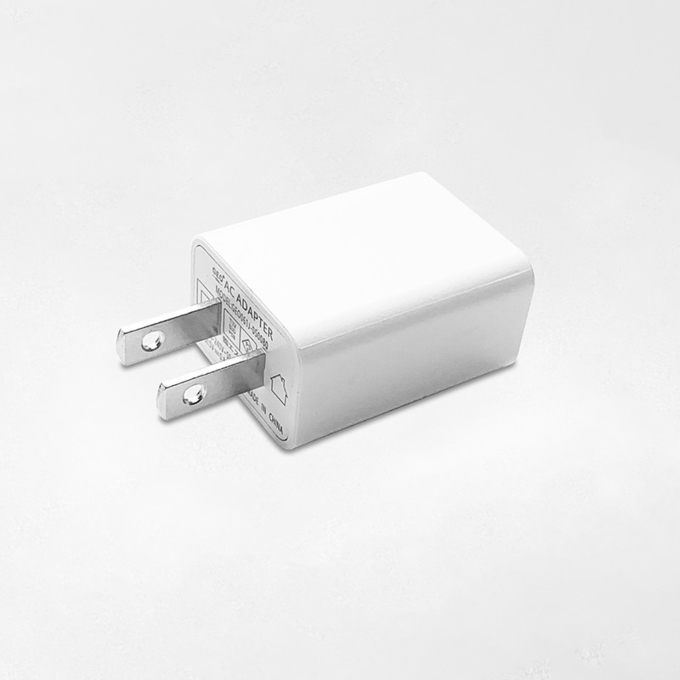 5V 0.6A Universal USB Wall Charger 100V - 240V Input Voltage