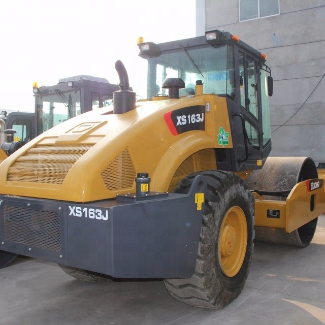 16t Earth Roller Compactor Machine / Yellow Road Maintenance Equipment