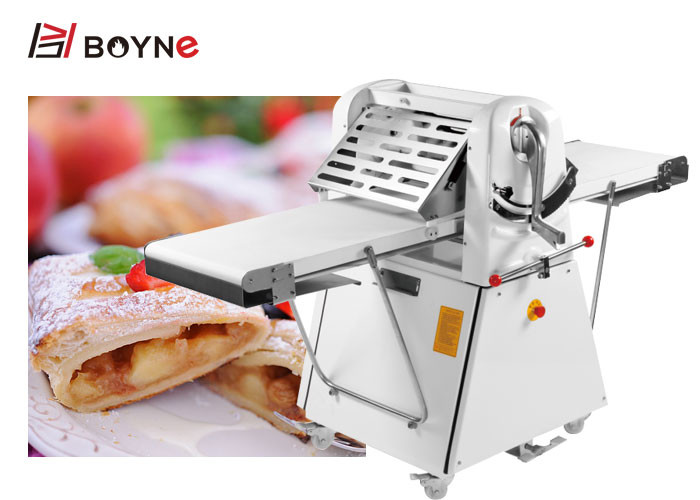 Restaurant Table Top vertical type of Bread Dough Rolling Machine 380v Tart Sheeter