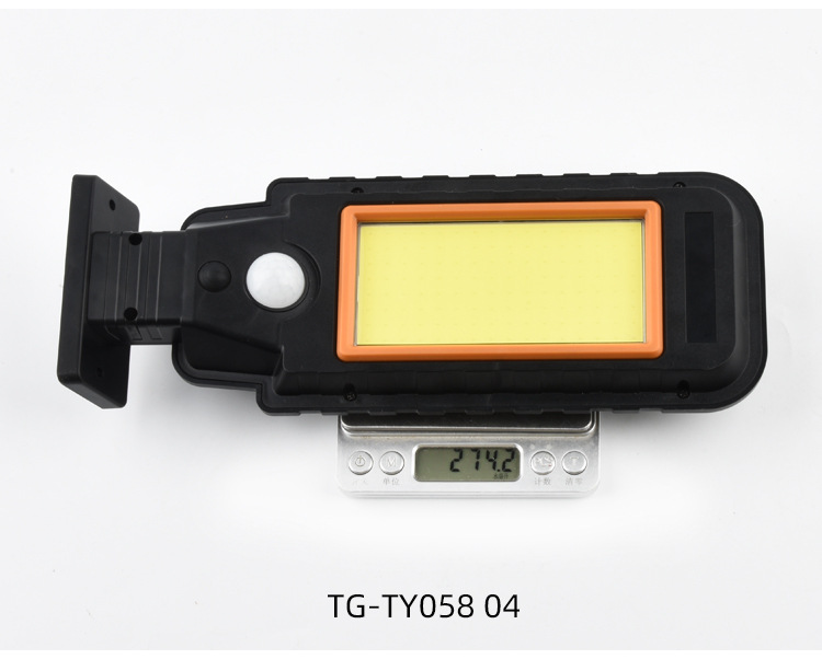 Outdoor 100COB 210COB 25W Pole Solar Street Light With 2400mAH Battery