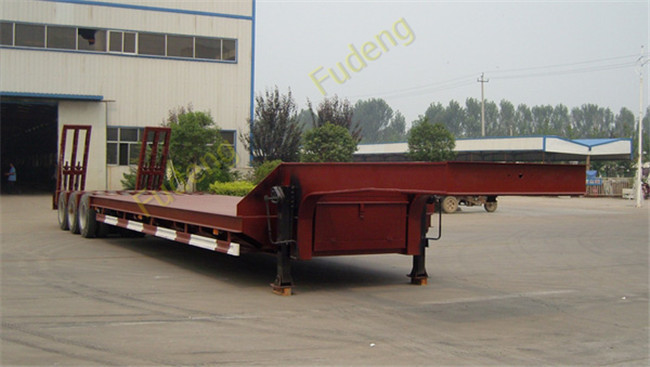 Excavator Transport Low Bed Trailer Truck 3 X 13 Ton Axle Mechanical Suspension